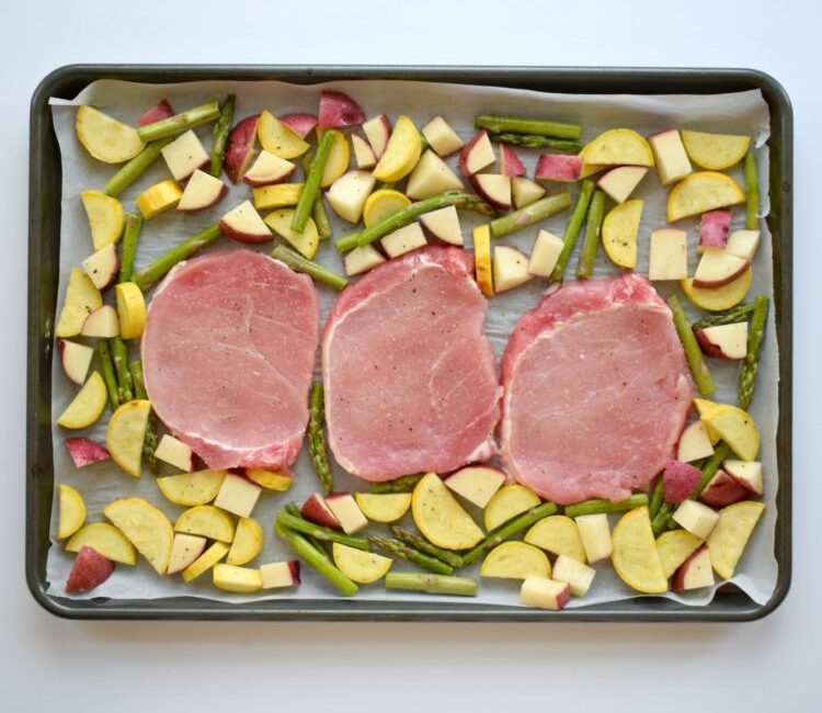 One Pan Porkchops 2_600x600 One Pan Porkchops 2_600x600 e1521052590982